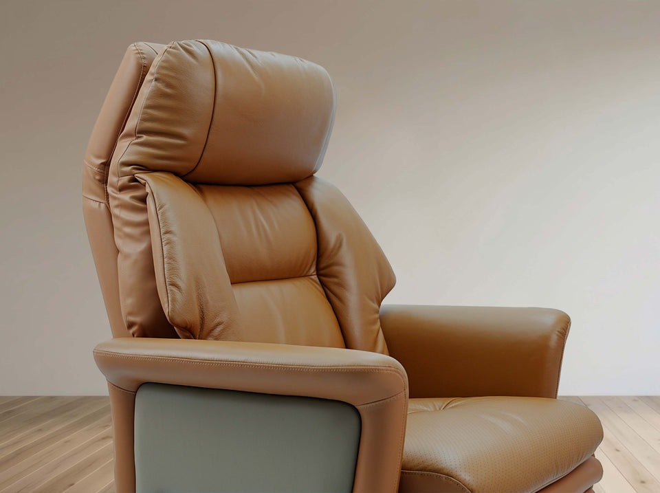 Detailed view of ROCTRY Ellis executive chair adjustable headrest